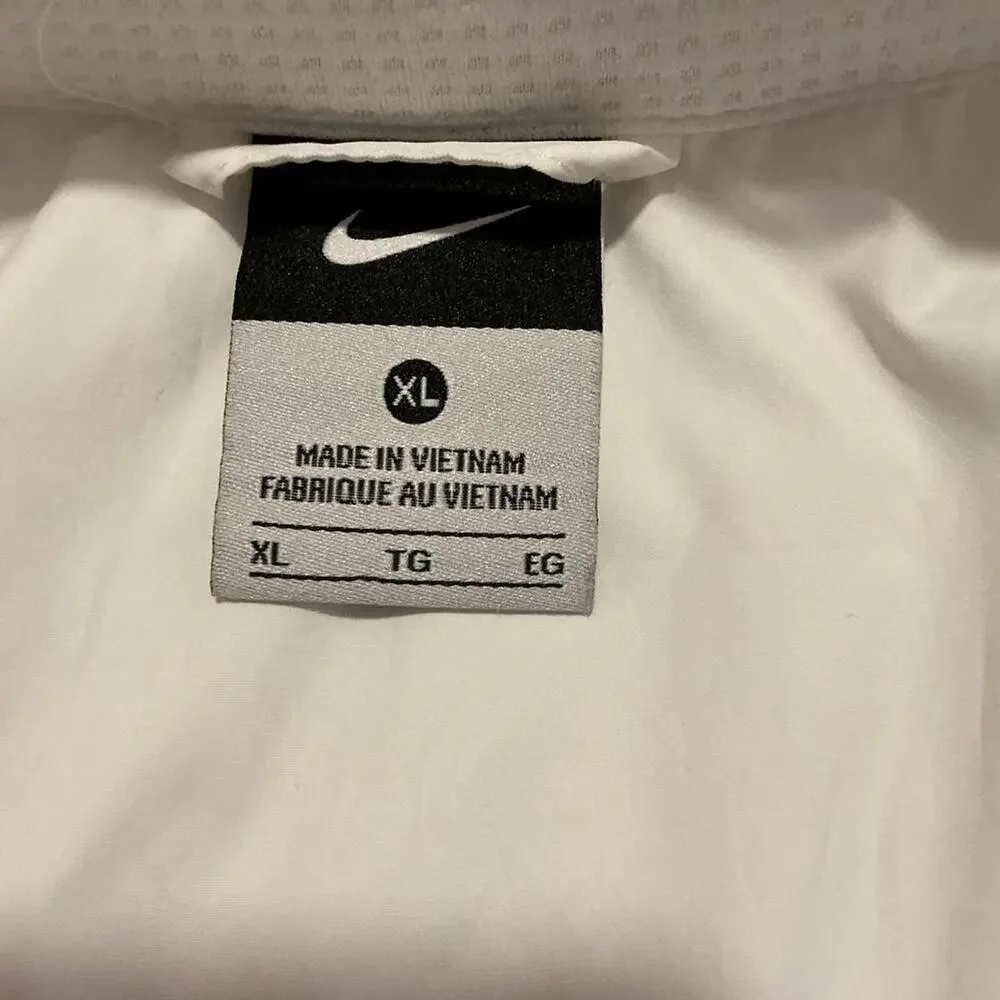 Nike white full zip  windbreaker